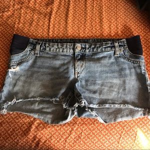 Gap Underbelly Distressed Maternity Shorts